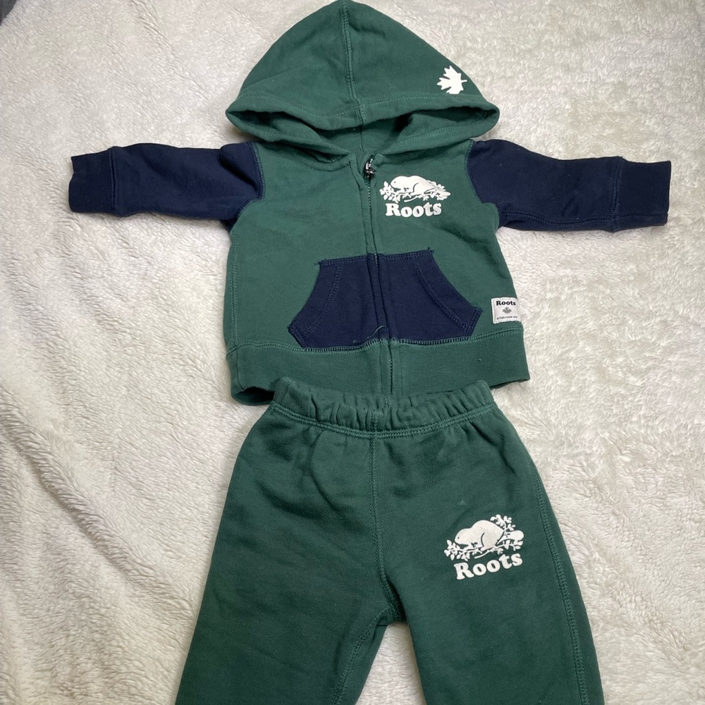 ROOTS tracksuit